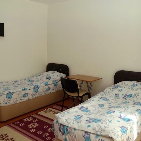 איסטמבול Vatan Yurt Hostel מראה חיצוני תמונה