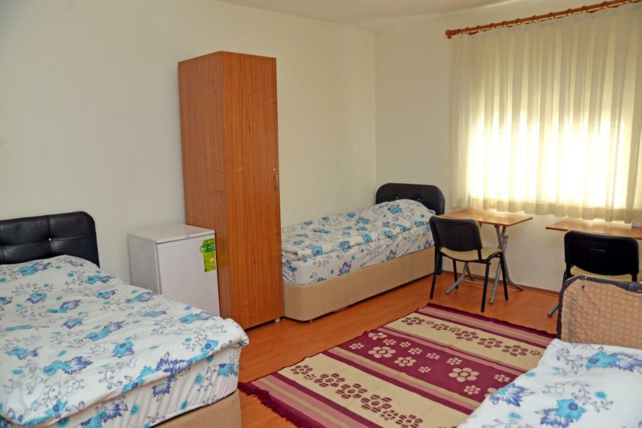 איסטמבול Vatan Yurt Hostel מראה חיצוני תמונה