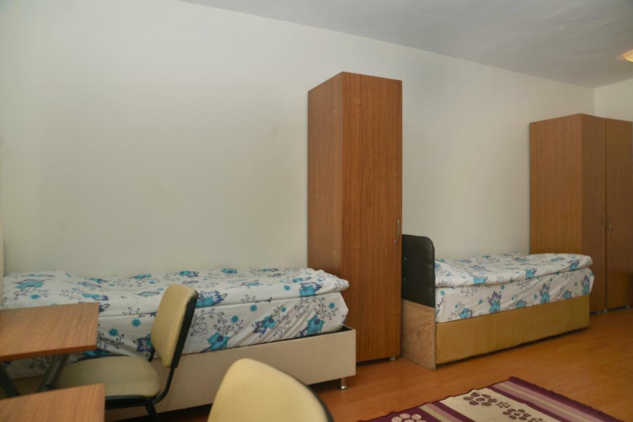 איסטמבול Vatan Yurt Hostel מראה חיצוני תמונה